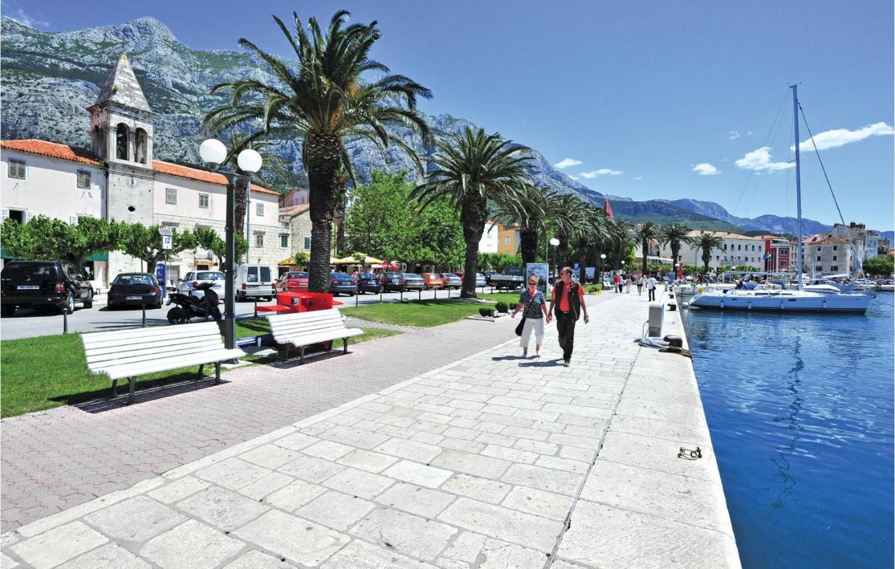 3 Bedroom Amazing Apartment In Makarska Buitenkant foto